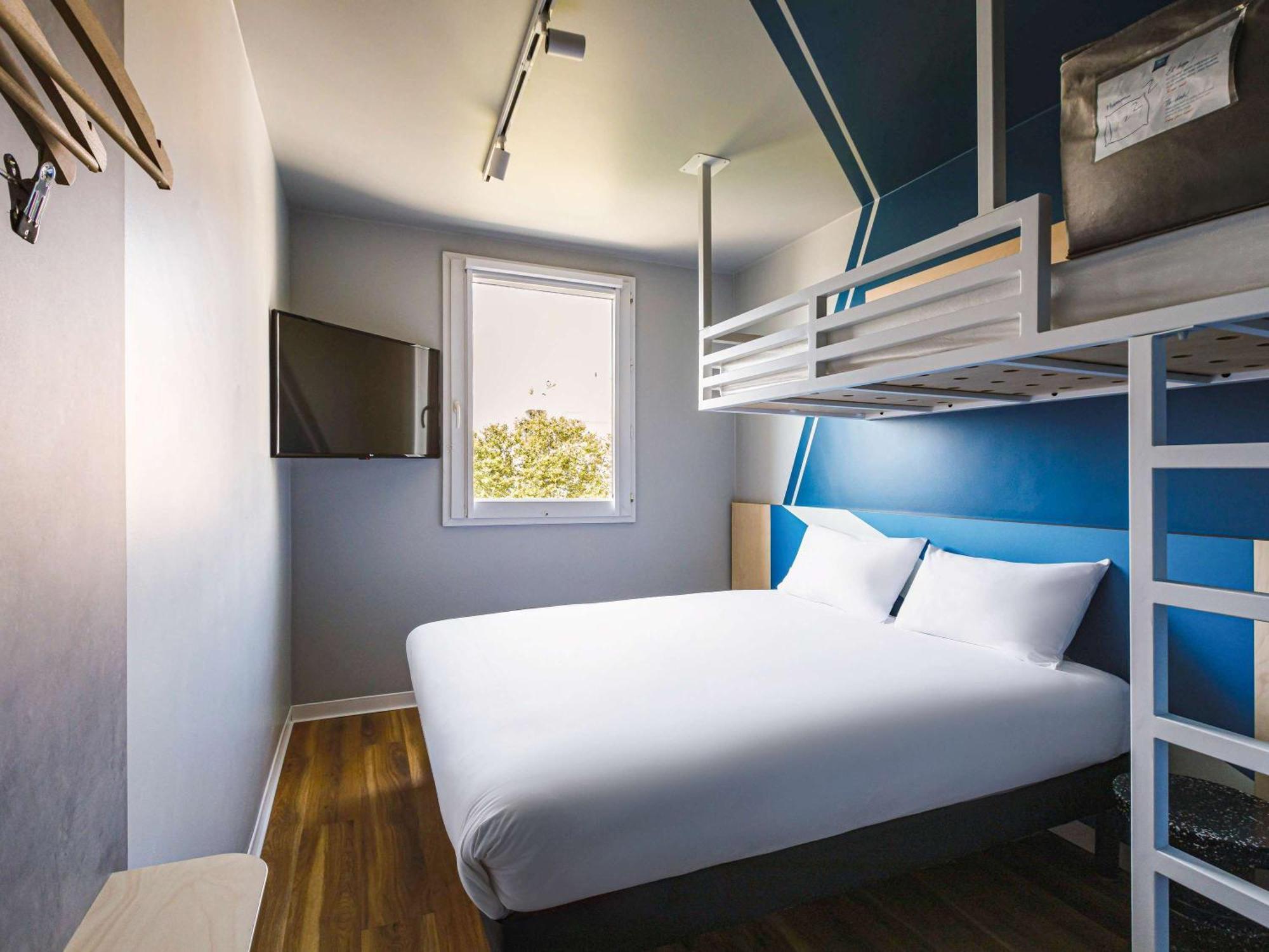 Ibis Budget Lyon Вийёрбан Экстерьер фото