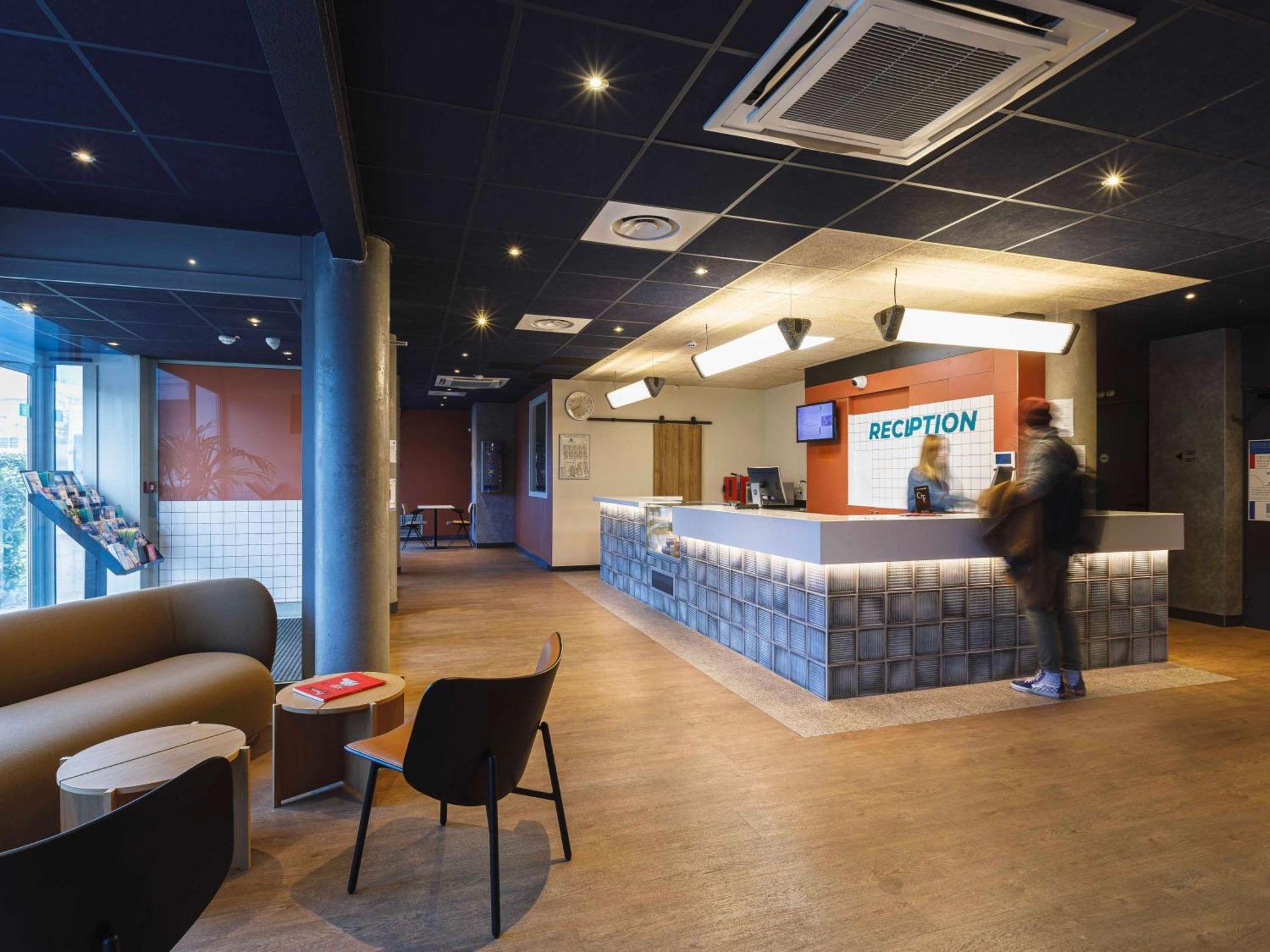 Ibis Budget Lyon Вийёрбан Экстерьер фото