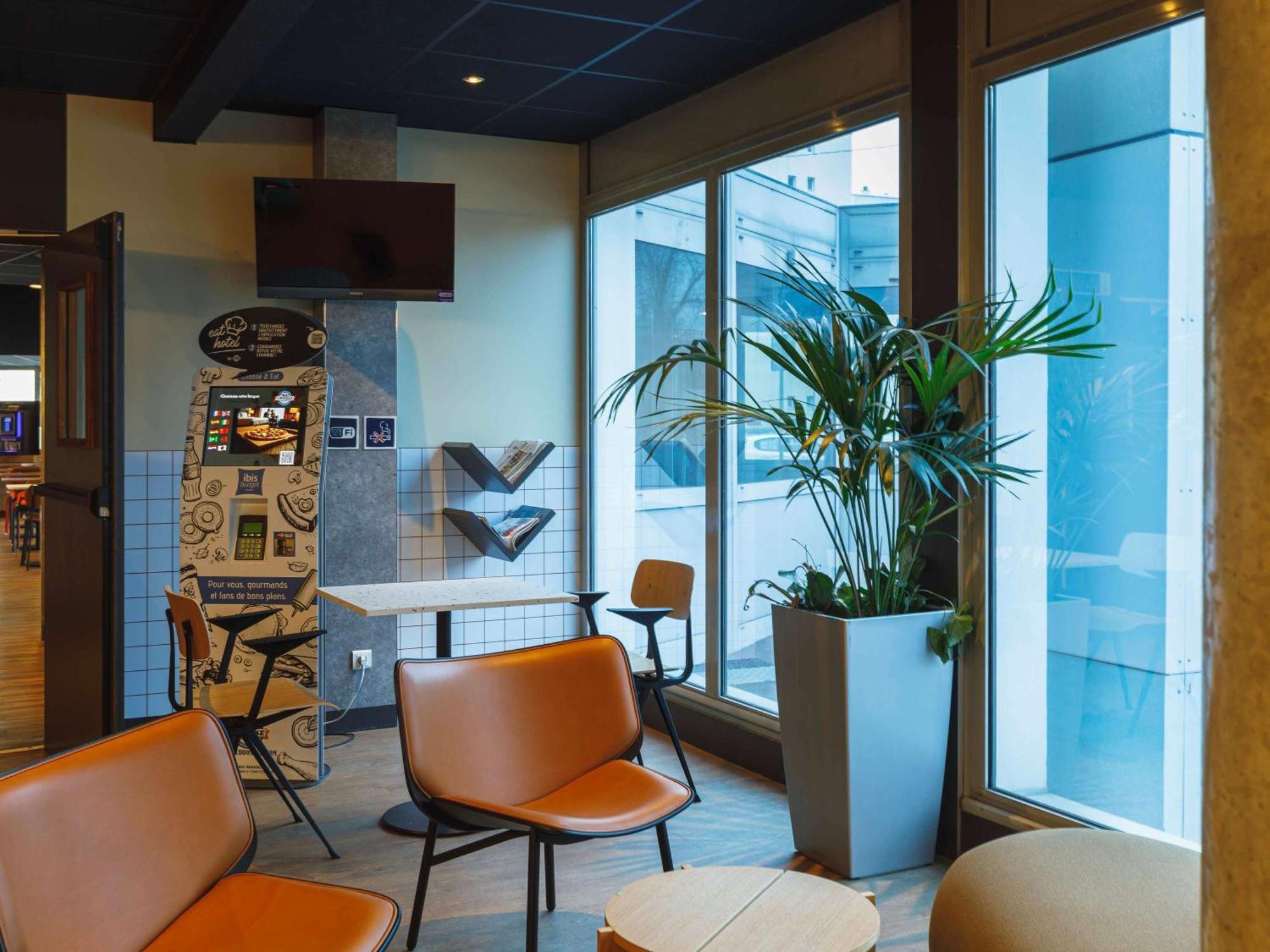 Ibis Budget Lyon Вийёрбан Экстерьер фото