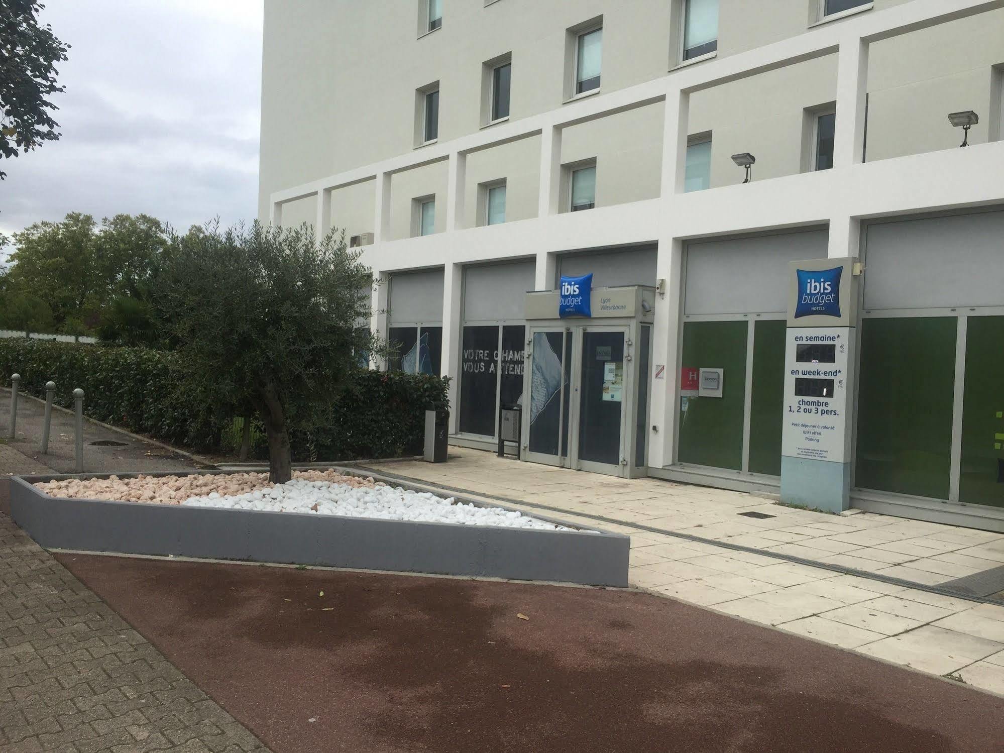 Ibis Budget Lyon Вийёрбан Экстерьер фото